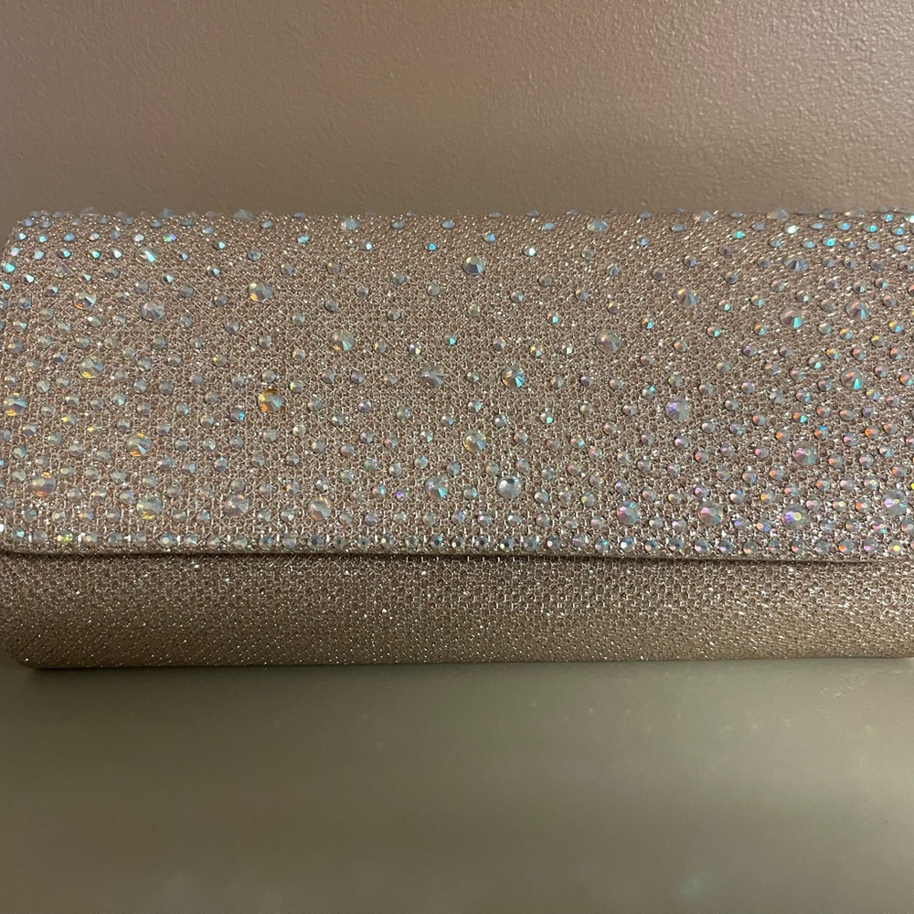 Elegant Crystal Embellished Clutch